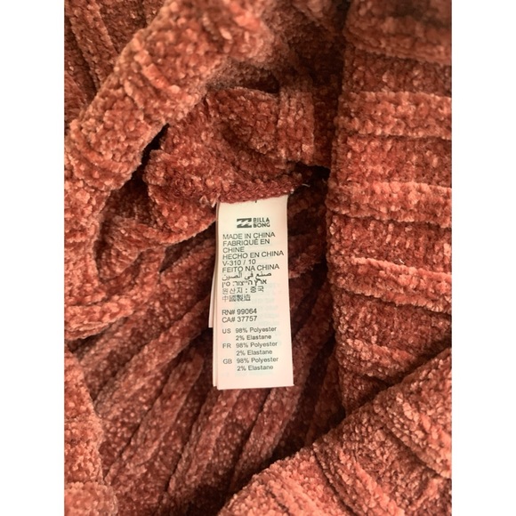 Billabong Maroon Chenille Beanie - Picture 3 of 3